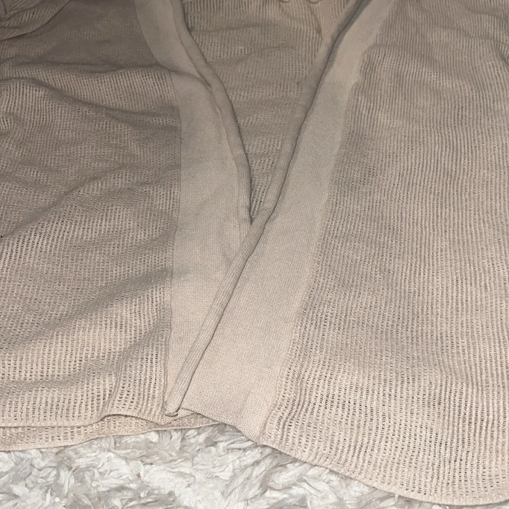 Ann Taylor sweater - Picture 5 of 5